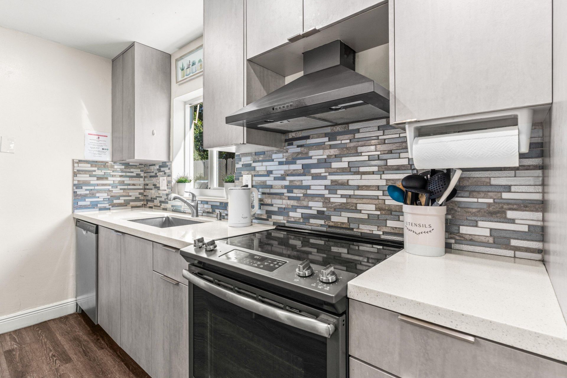 1121 N 66th Terrace, Hollywood, FL 33024 Photo