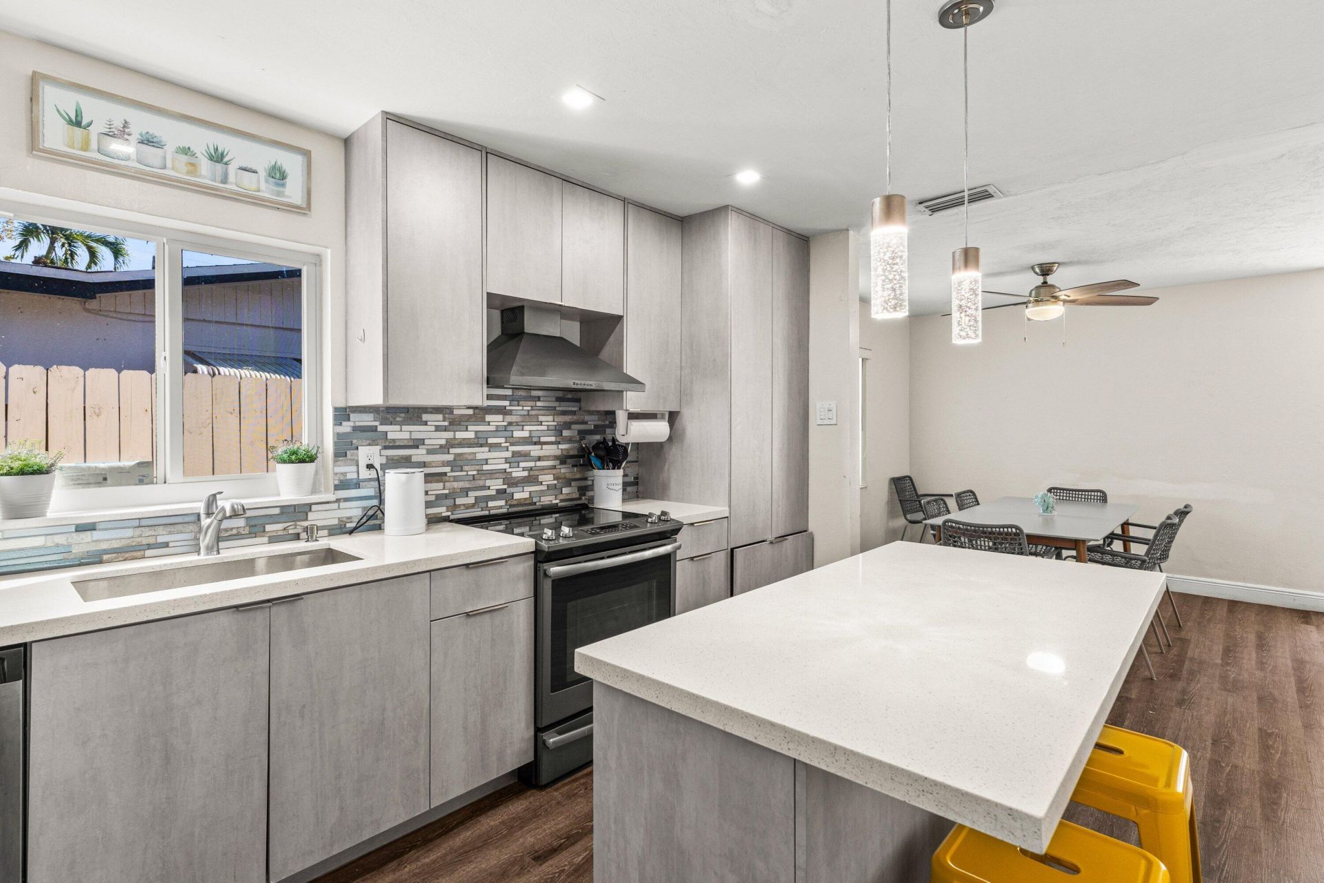 1121 N 66th Terrace, Hollywood, FL 33024 Photo