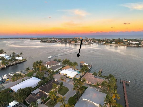 844 East Drive, Boynton Beach, FL 33435