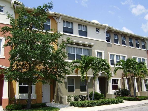 810 Marina Del Ray Lane, Unit 2, West Palm Beach, FL 33401