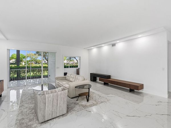 5082 Lake Catalina Drive, Unit A, Boca Raton, FL 33496