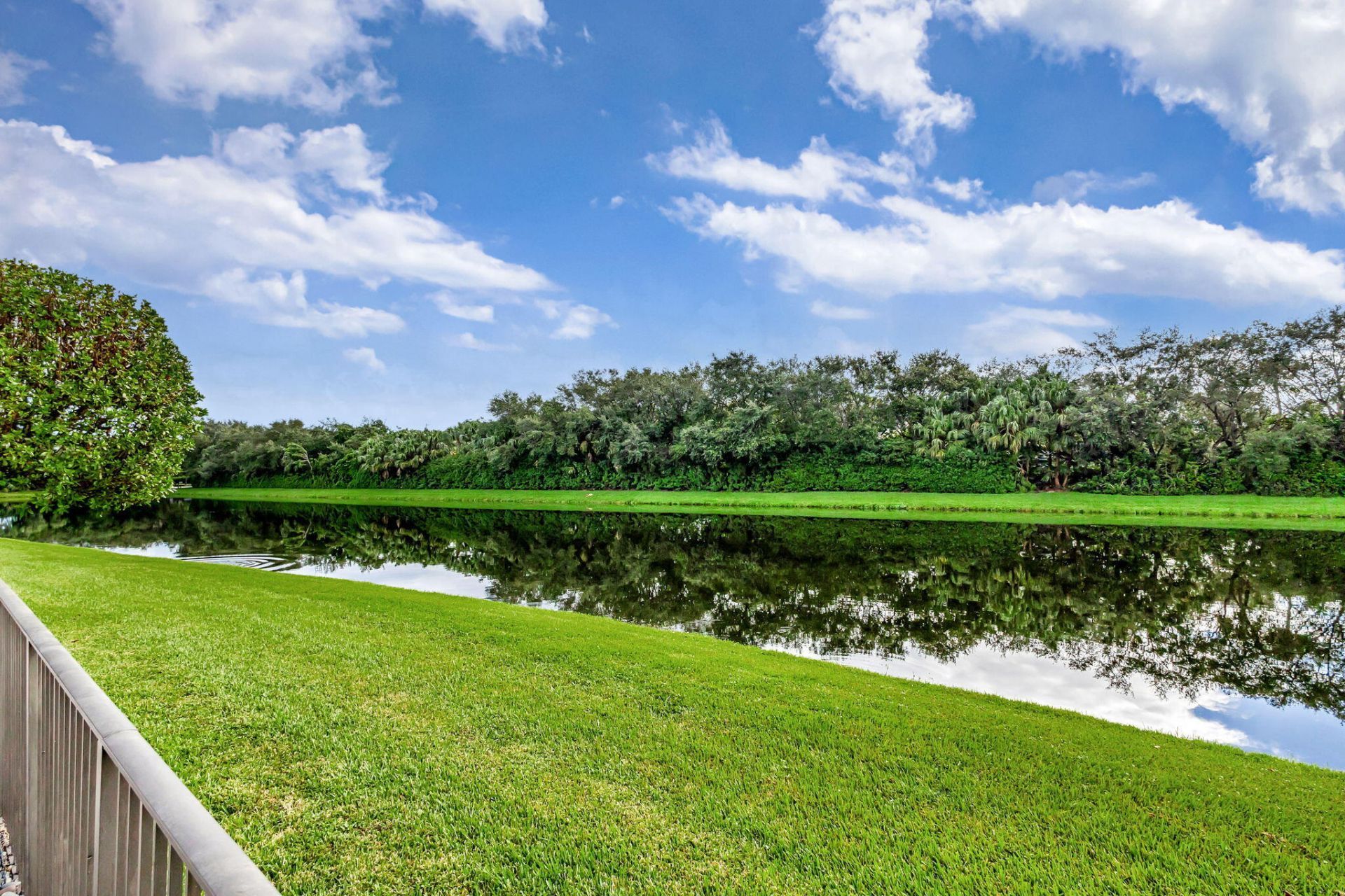 122 Andalusia Way, Palm Beach Gardens, FL 33418 Photo