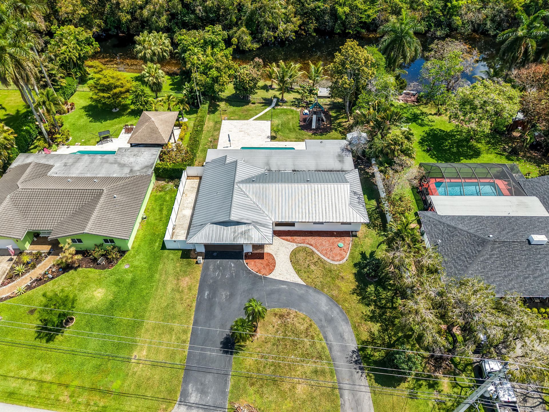 1120 E Tropical Way, Plantation, FL 33317 Photo