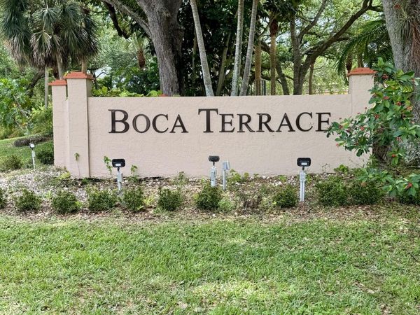 912 SW 9th St Circle SW, Unit 101, Boca Raton, FL 33486