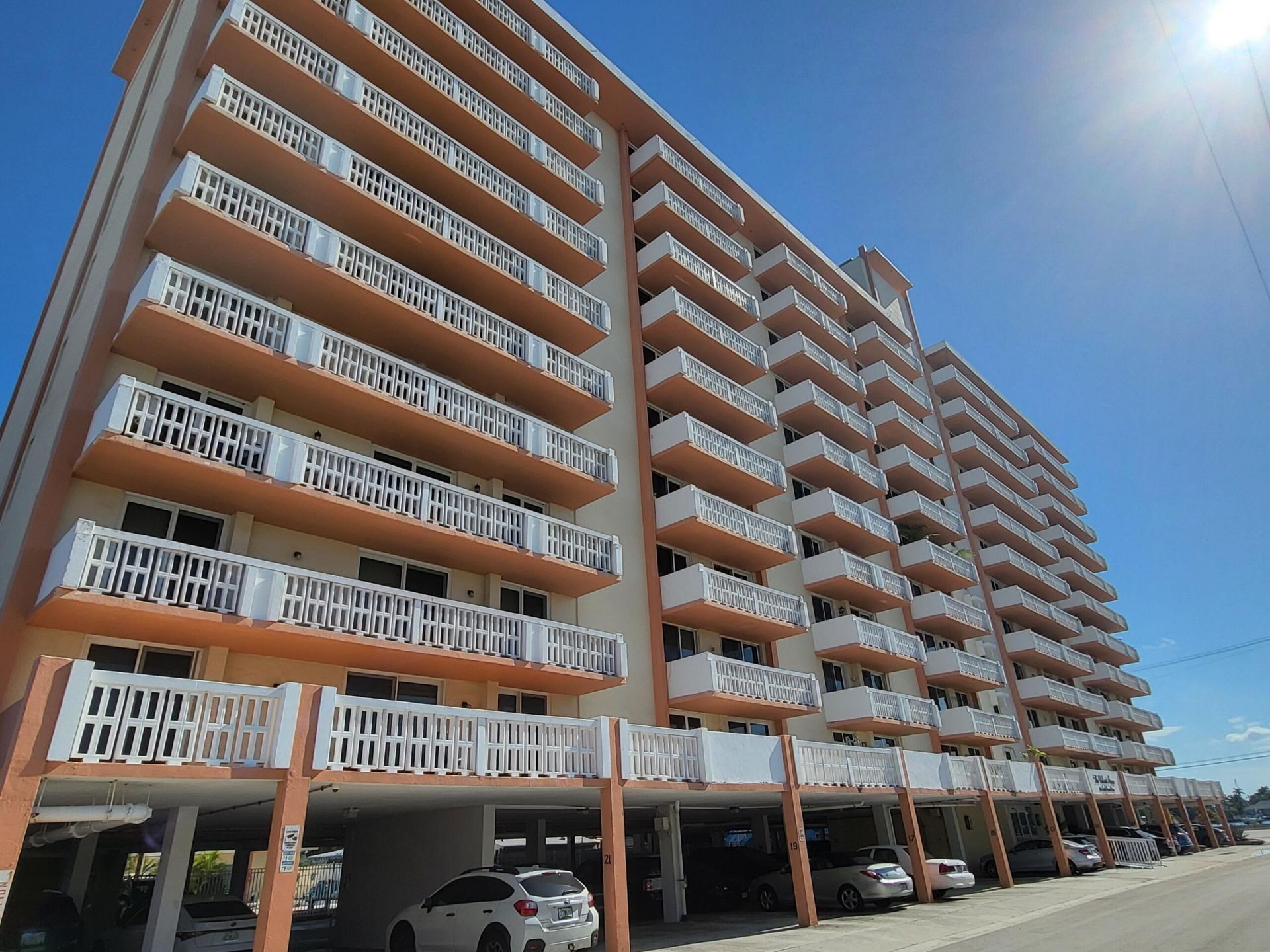 801 S Ocean Drive, Unit 805, Hollywood, FL 33019 Photo