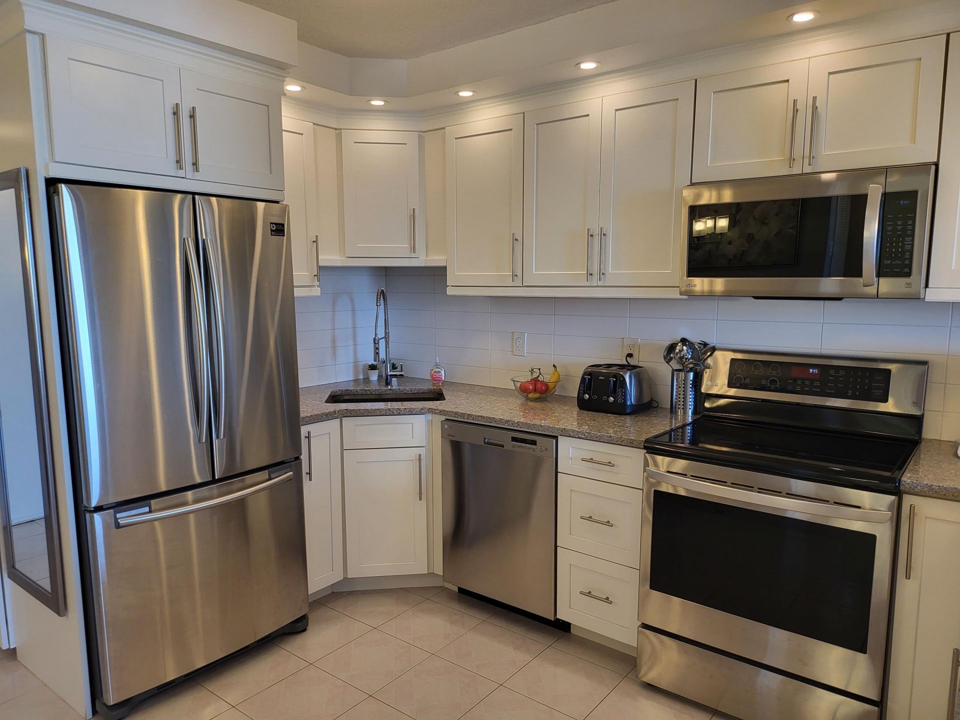 801 S Ocean Drive, Unit 805, Hollywood, FL 33019 Photo