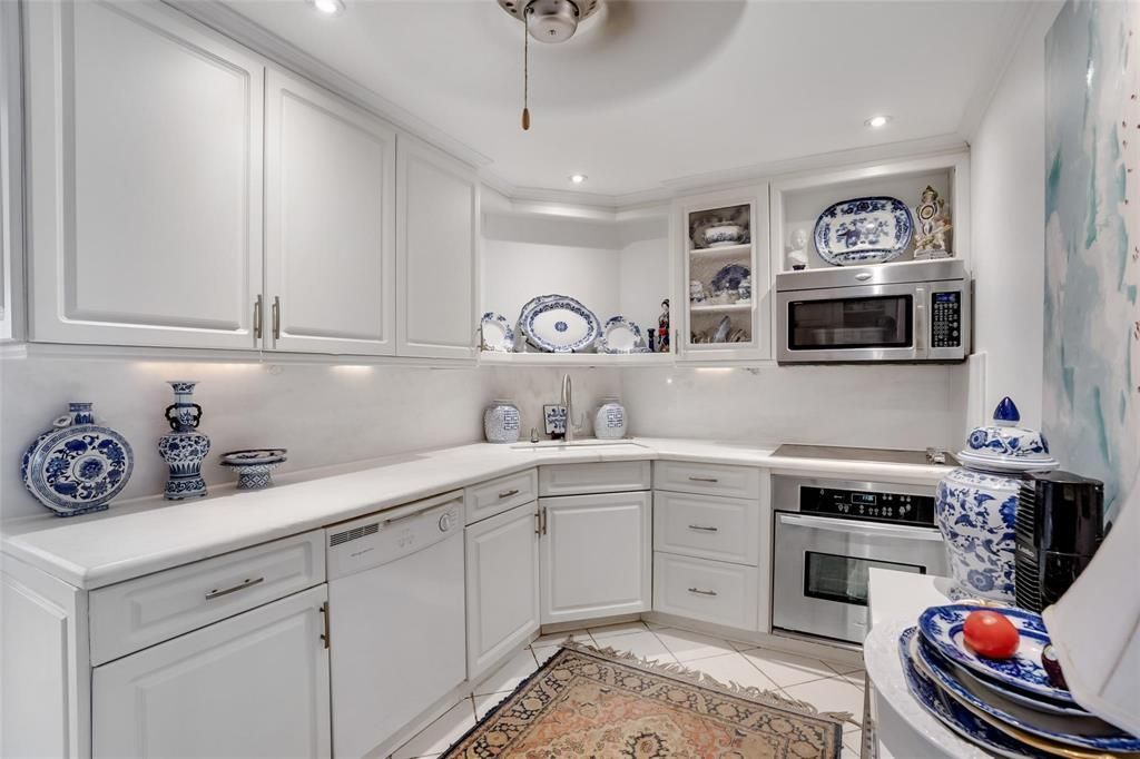 3233 NE 34th Street, Unit 1214, Fort Lauderdale, FL 33308 Photo