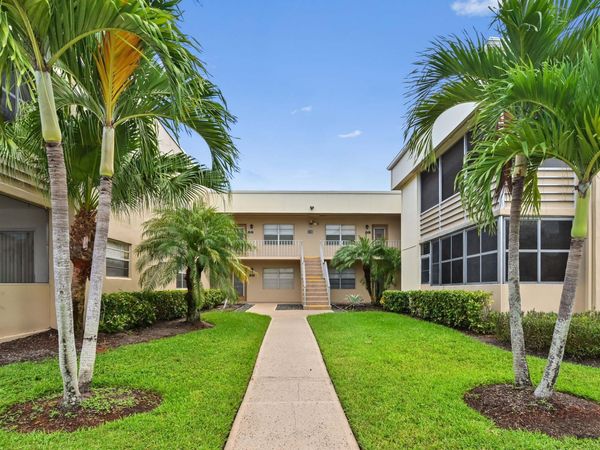 389 Capri, Delray Beach, FL 33484