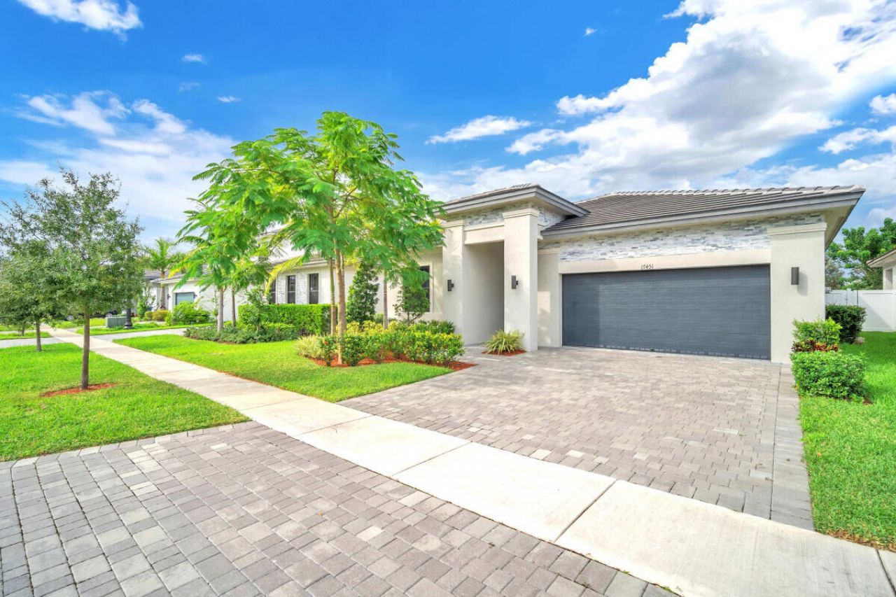 17451 SW 41st Street, Miramar, FL 33029 Photo