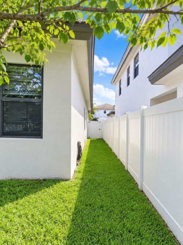 17451 SW 41st Street, Miramar, FL 33029 Photo