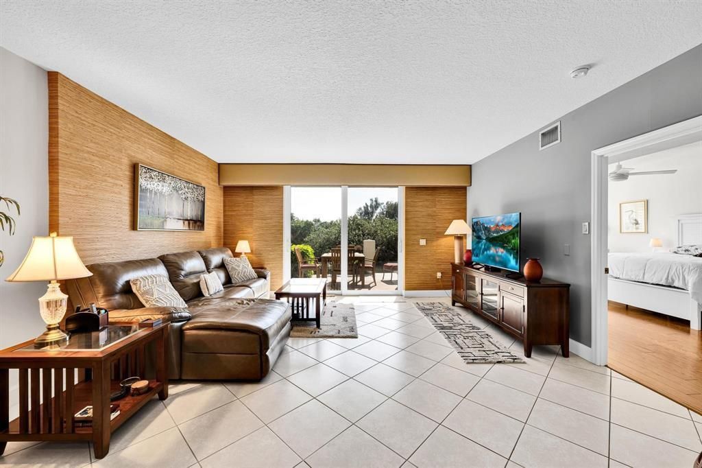 2880 NE 14th Street Causeway, Unit 110, Pompano Beach, FL 33062 Photo