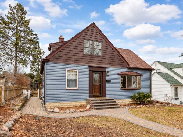 870 Parkview Avenue, Saint Paul, MN 55117