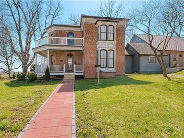 225 Groom Street, Liberty, MO 64068