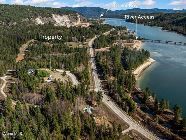 80 Voltage drive, Sandpoint, ID 83864