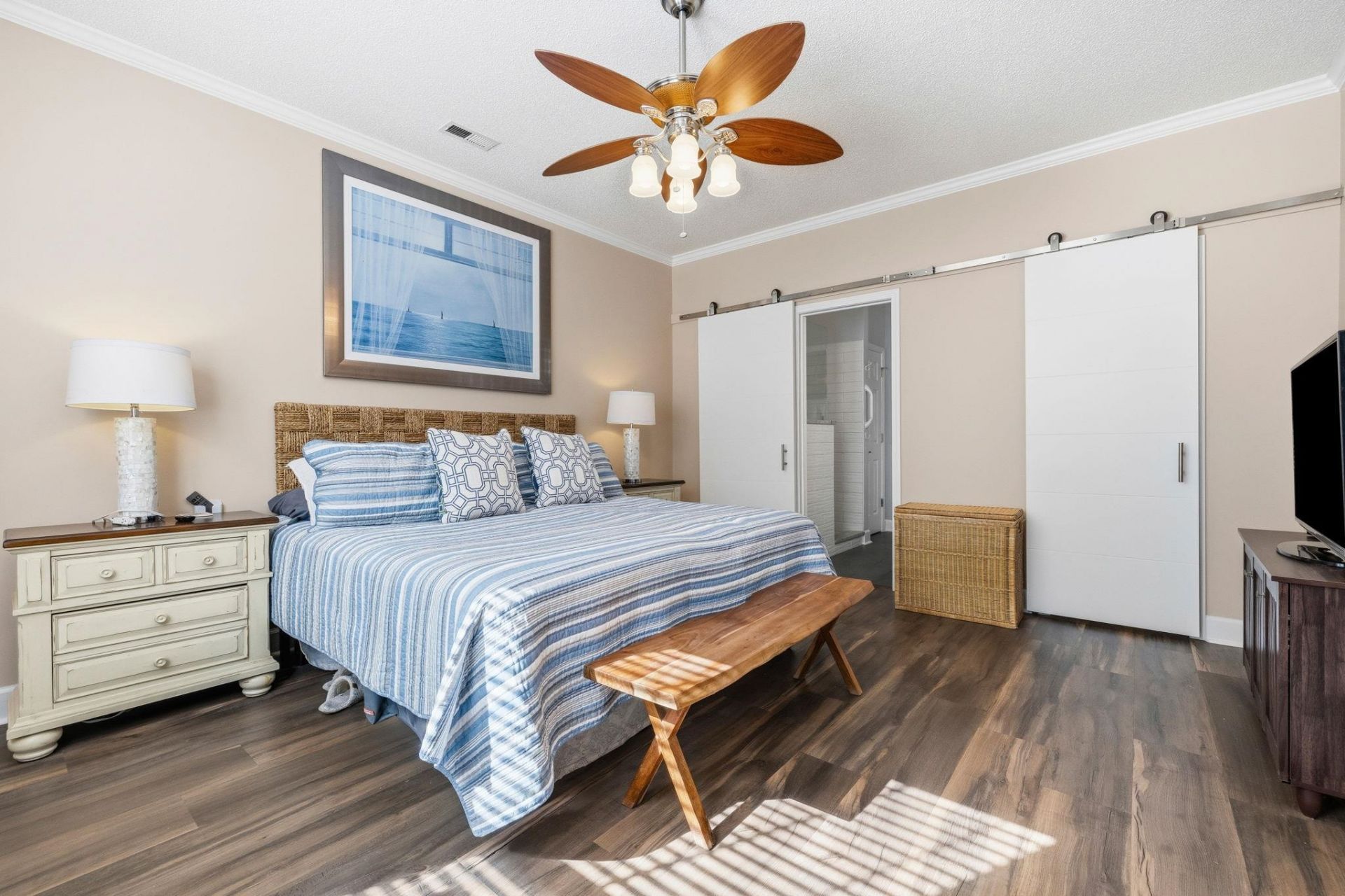 307 River Rock Ln. Photo 17