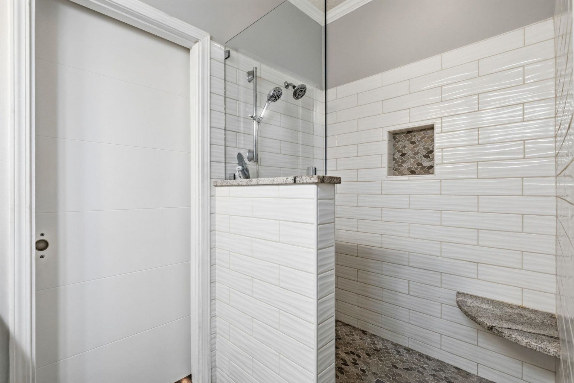 307 River Rock Ln. Photo 25