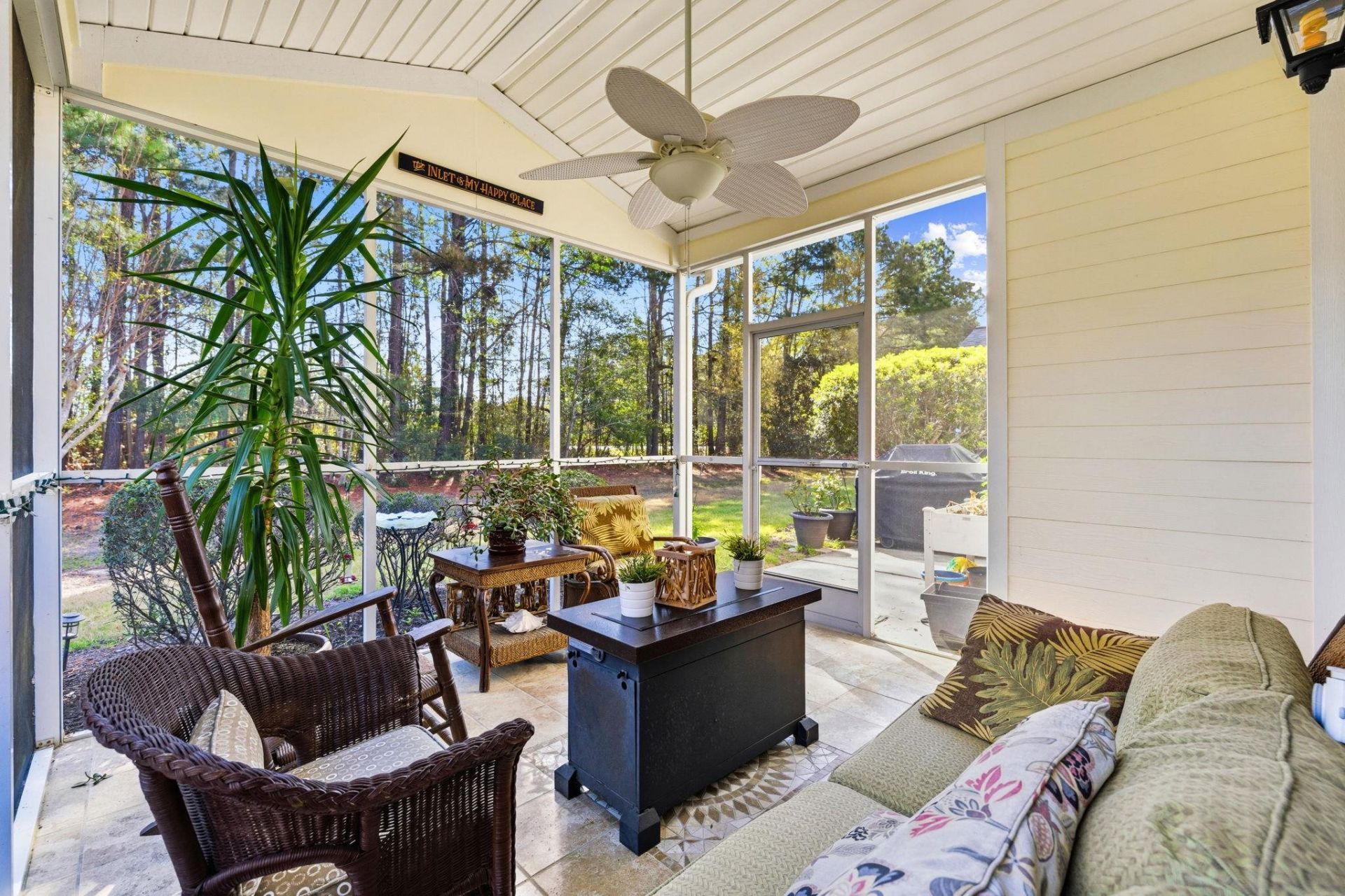 307 River Rock Ln. Photo 36