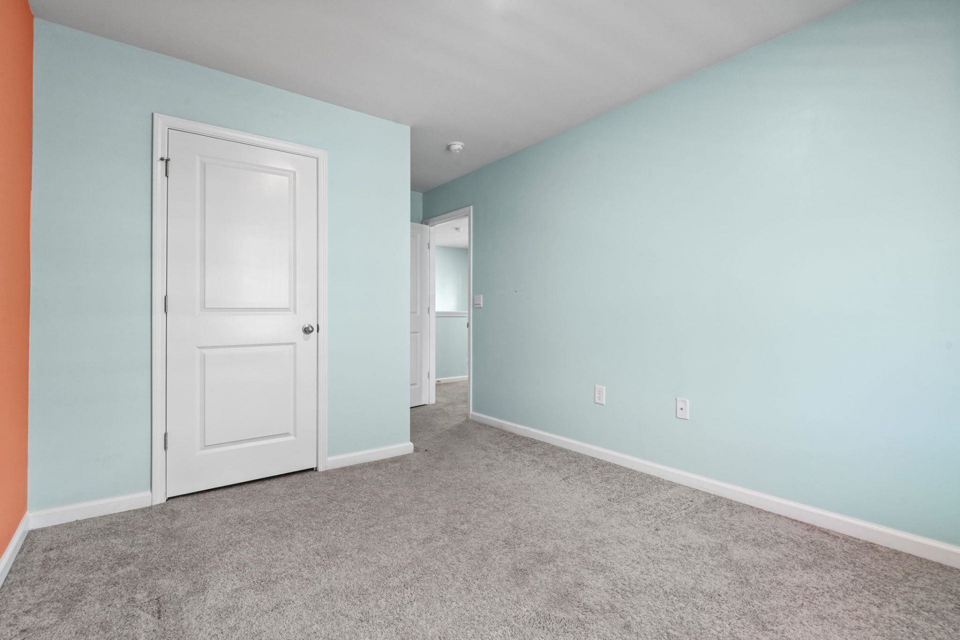 6615 Colonial Dr. Photo 26