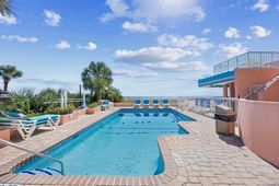 202 70th Ave. N  photo 4