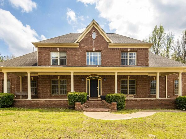 9275 SALEM WOODS DR, Lakeland, TN 38002