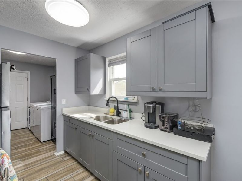 572 Bell Avenue, Elyria, OH 44035 Photo 15