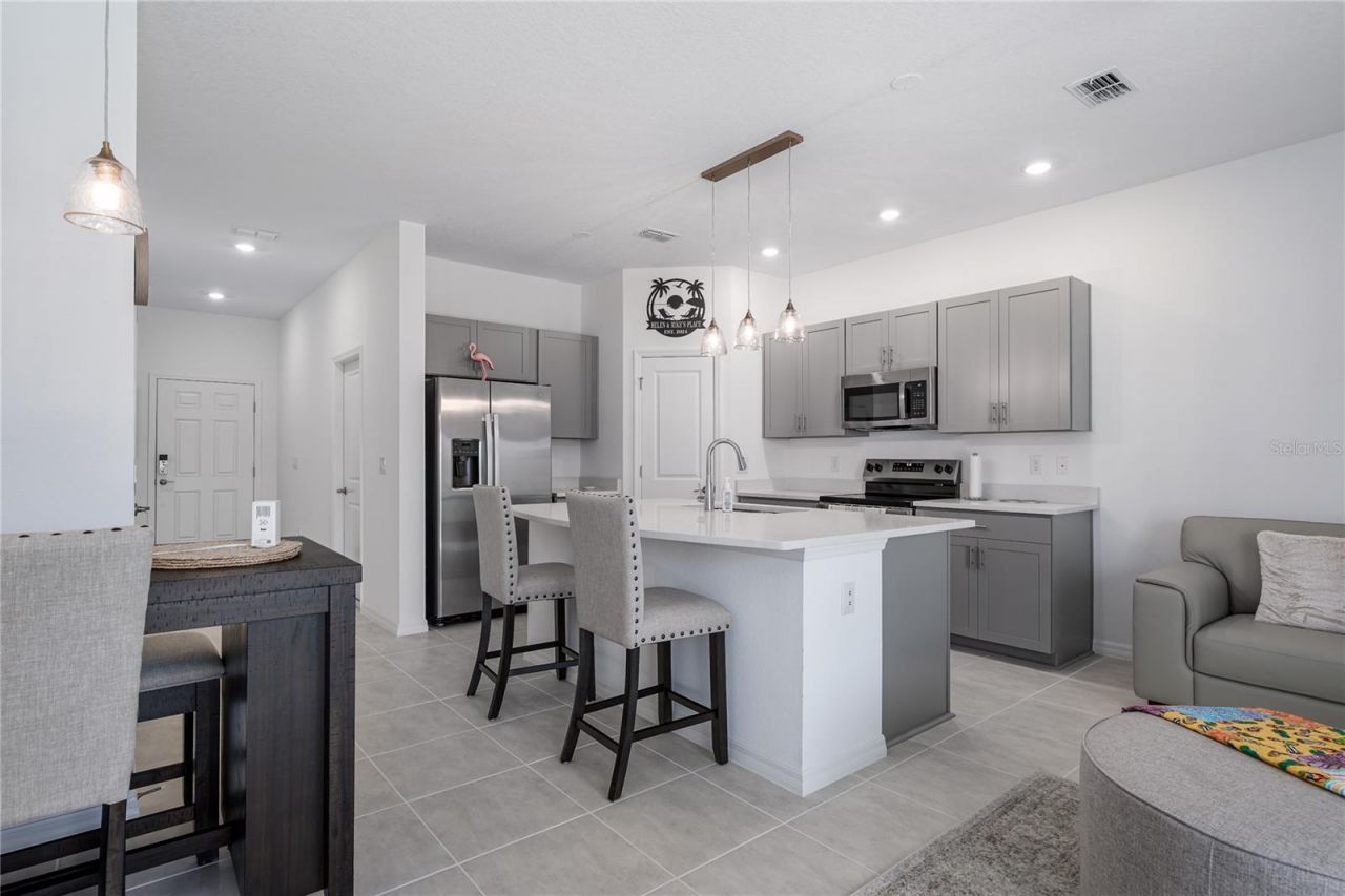 5953 Whetstone Court , Palmetto, FL 34221 Photo