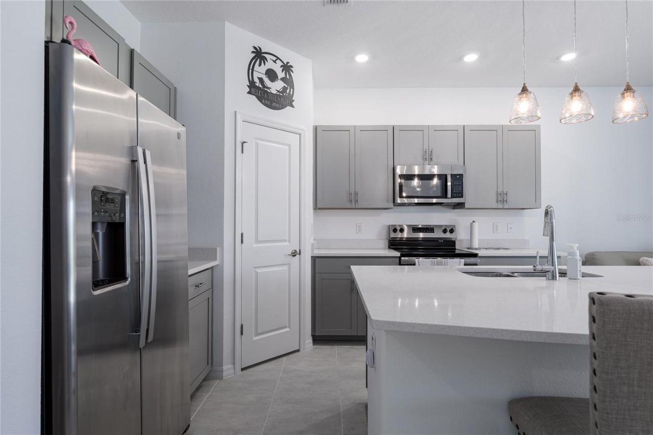 5953 Whetstone Court , Palmetto, FL 34221 Photo