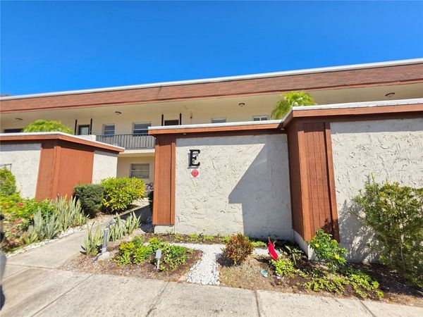 2750 E BAY DRIVE, Unit 10E, LARGO, FL 33771