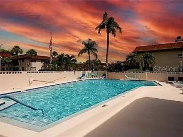 2750 E BAY DRIVE, Unit 10E, LARGO, FL 33771