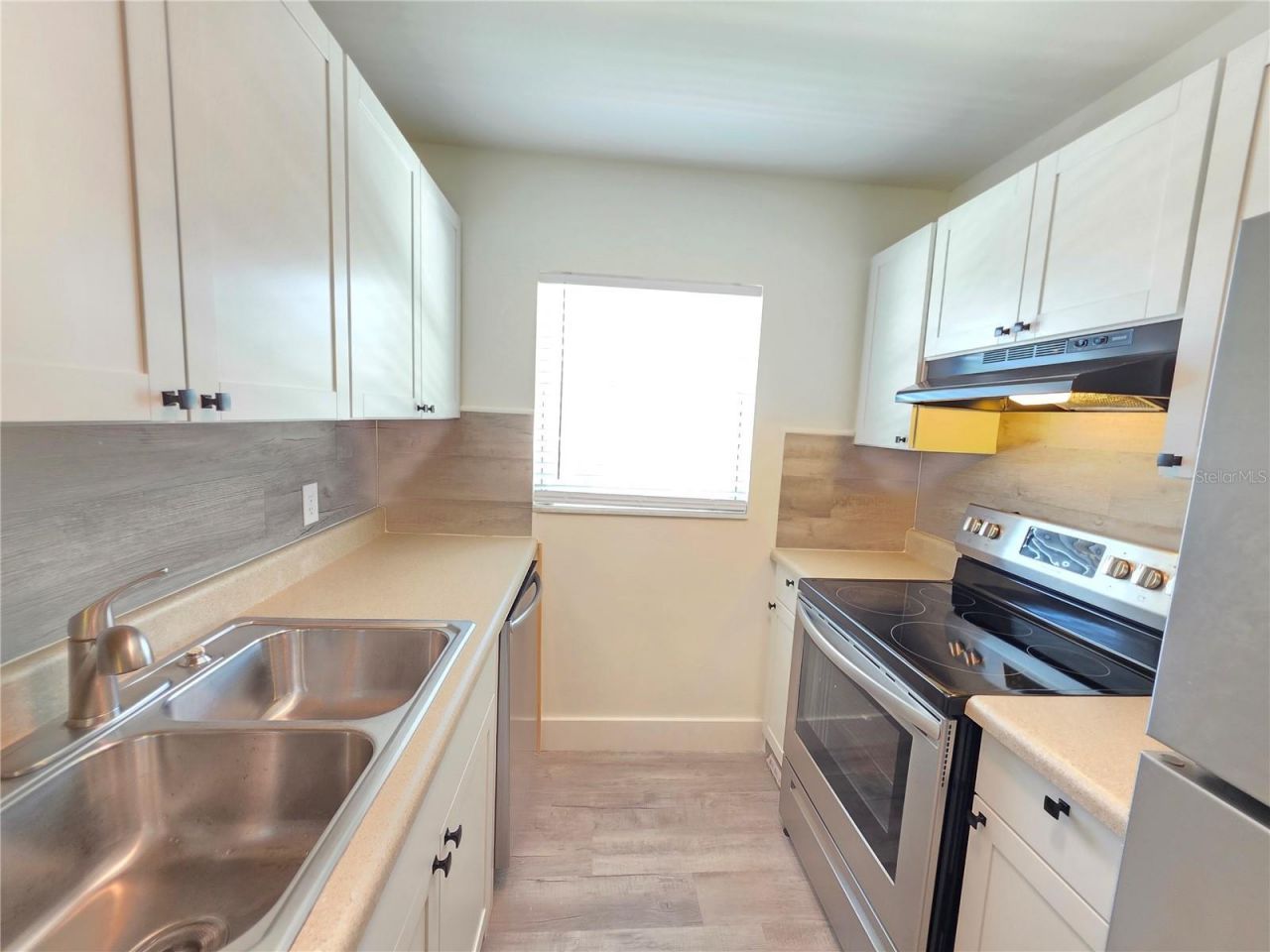 2750 E Bay Drive, Unit 10E, Largo, FL 33771 Photo