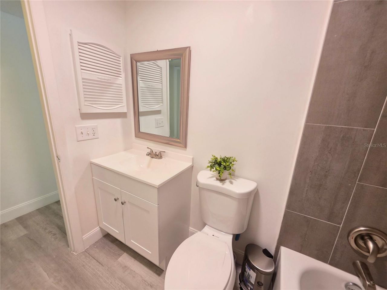 2750 E Bay Drive, Unit 10E, Largo, FL 33771 Photo