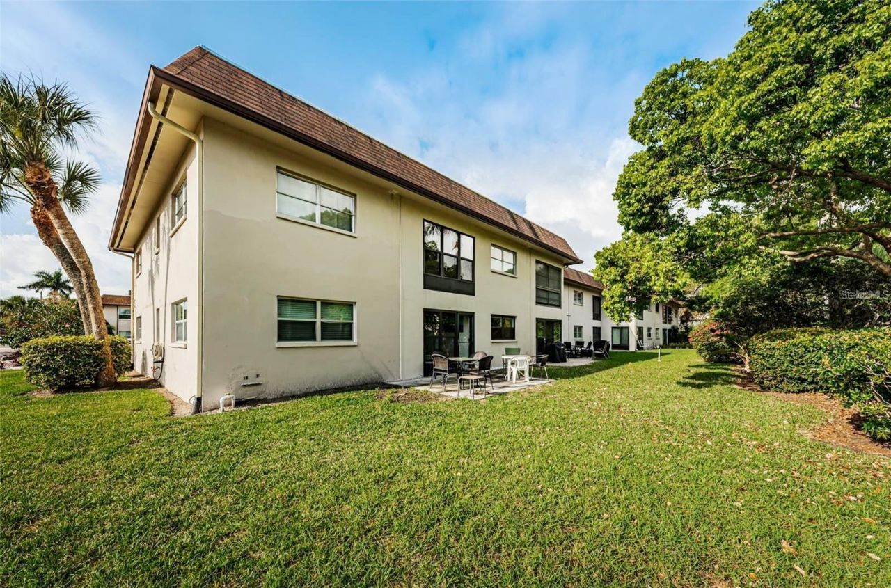2750 E Bay Drive, Unit 10E, Largo, FL 33771 Photo