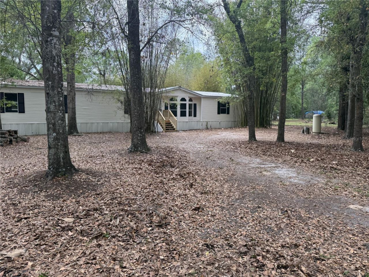 5613 NW 202nd Place, La Crosse, FL 32658 Photo