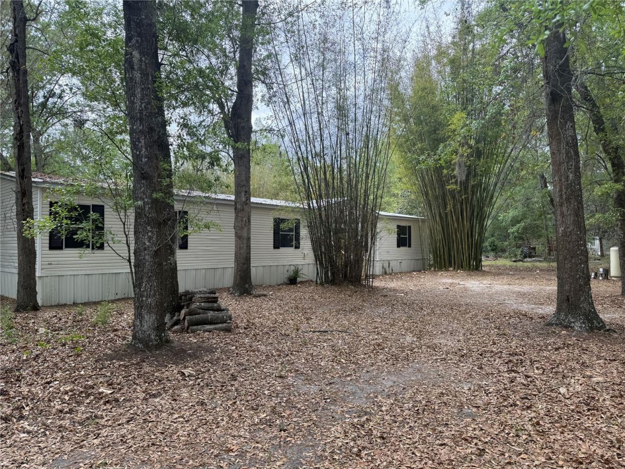 5613 NW 202nd Place, La Crosse, FL 32658 Photo