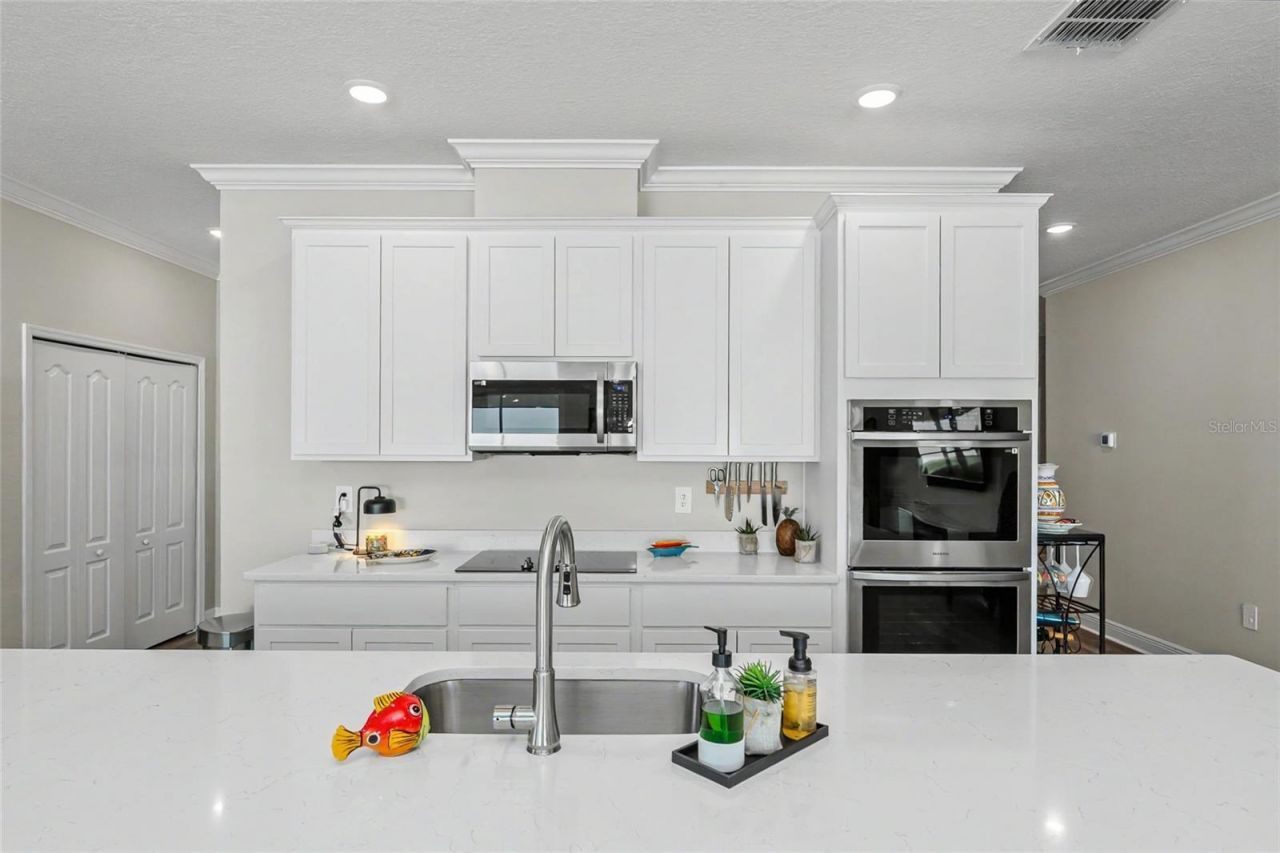 2105 Citrus Breeze Drive , Bradenton, FL 34208 Photo