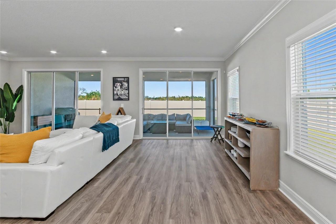 2105 Citrus Breeze Drive , Bradenton, FL 34208 Photo