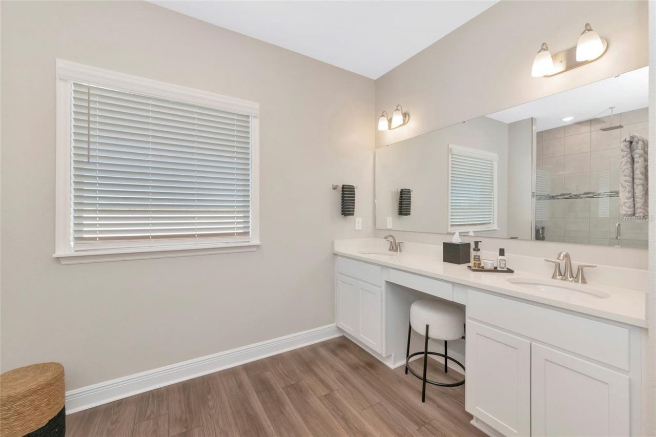 2105 Citrus Breeze Drive , Bradenton, FL 34208 Photo