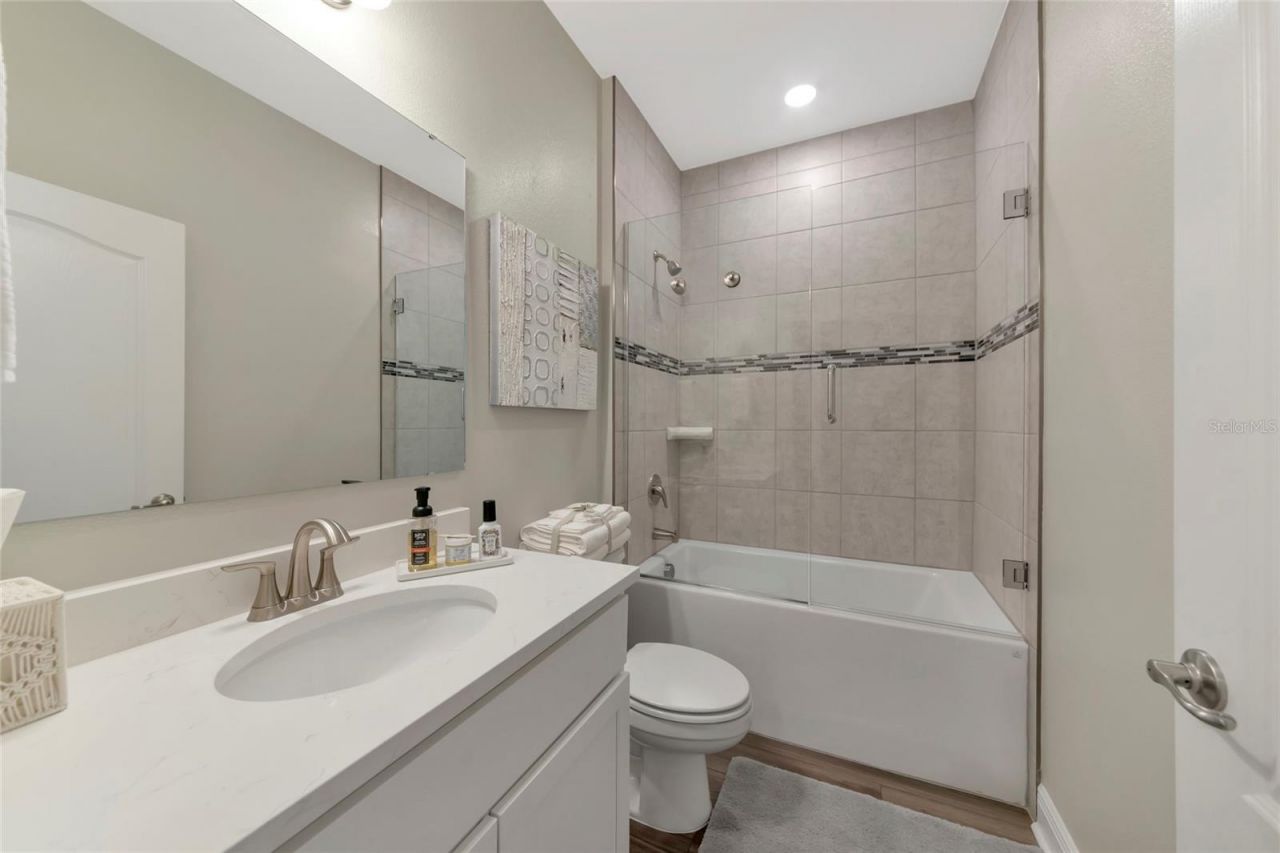 2105 Citrus Breeze Drive , Bradenton, FL 34208 Photo