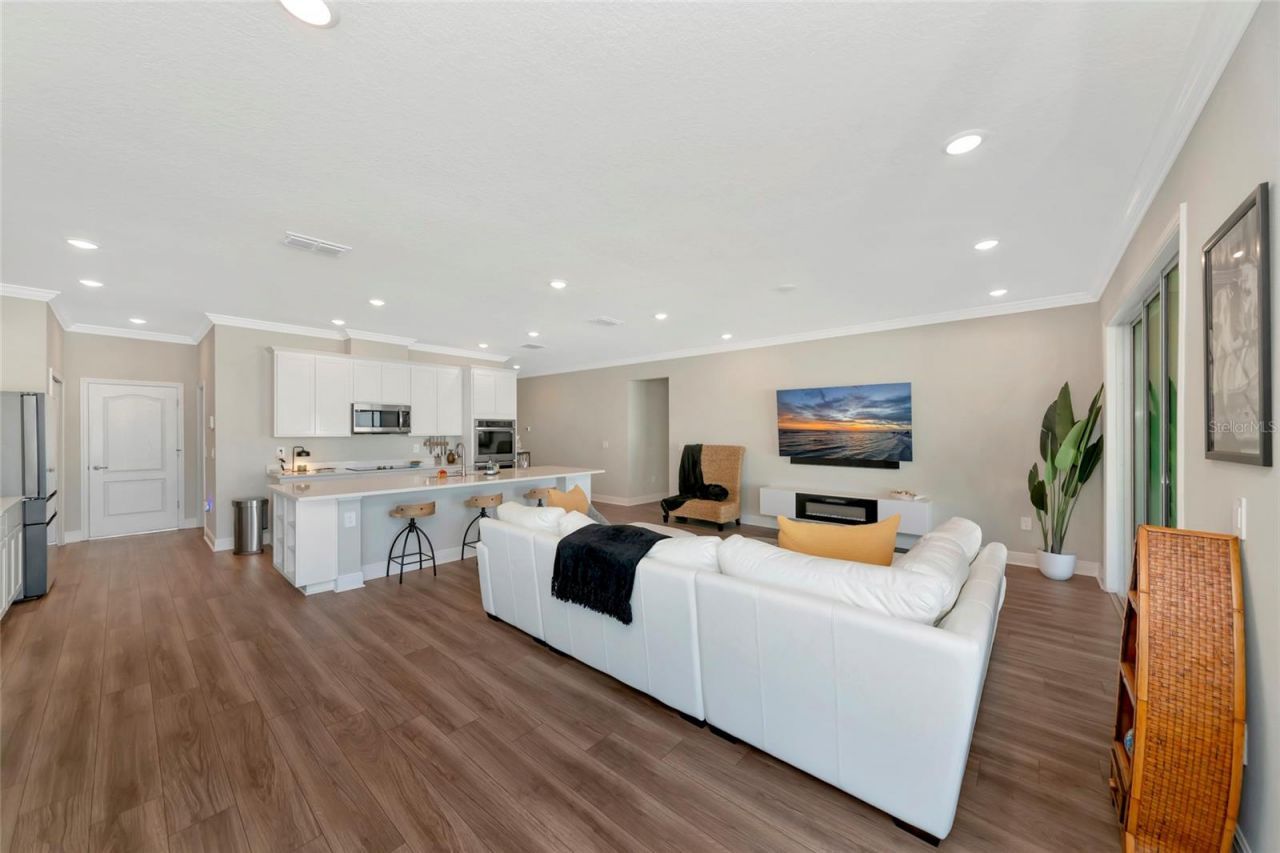 2105 Citrus Breeze Drive , Bradenton, FL 34208 Photo