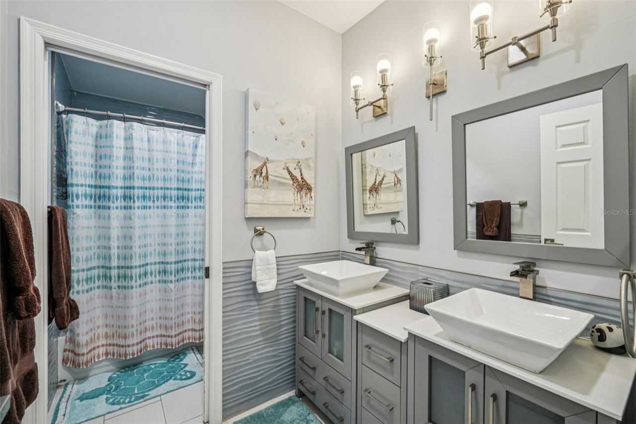 750 Sand Pine Drive Ne, Saint Petersburg, FL 33703 Photo