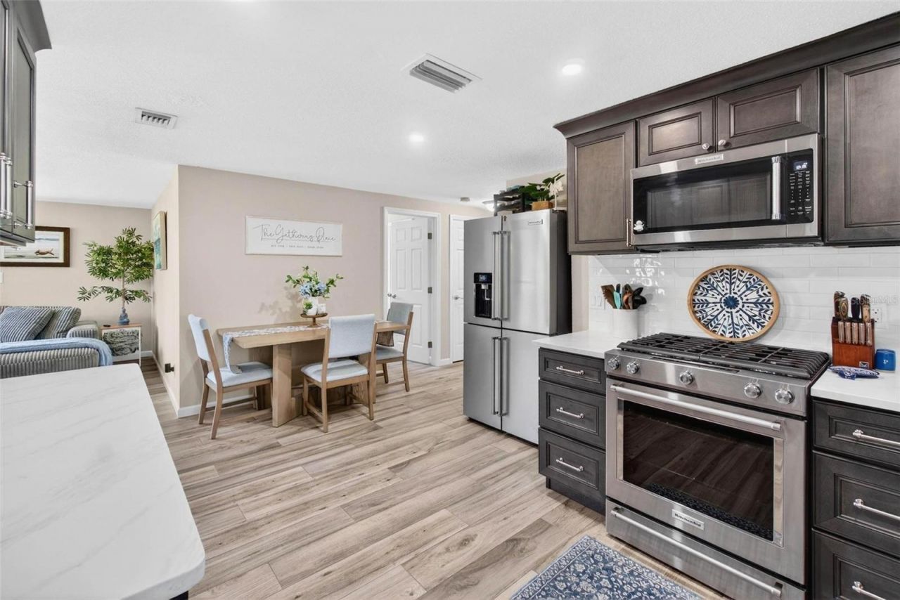 5900 Bayou Grande Boulevard Ne, Saint Petersburg, FL 33703 Photo