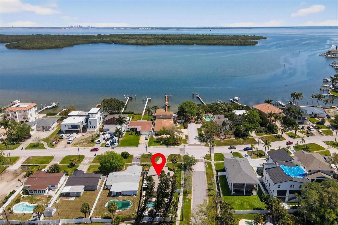 5900 Bayou Grande Boulevard Ne, Saint Petersburg, FL 33703 Photo