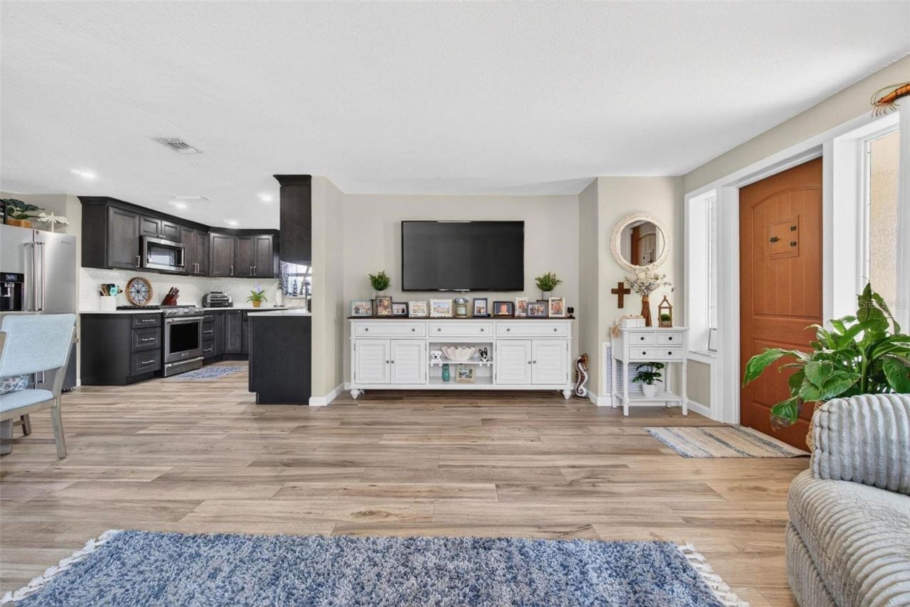 5900 Bayou Grande Boulevard Ne, Saint Petersburg, FL 33703 Photo