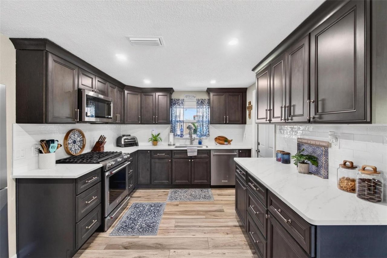 5900 Bayou Grande Boulevard Ne, Saint Petersburg, FL 33703 Photo
