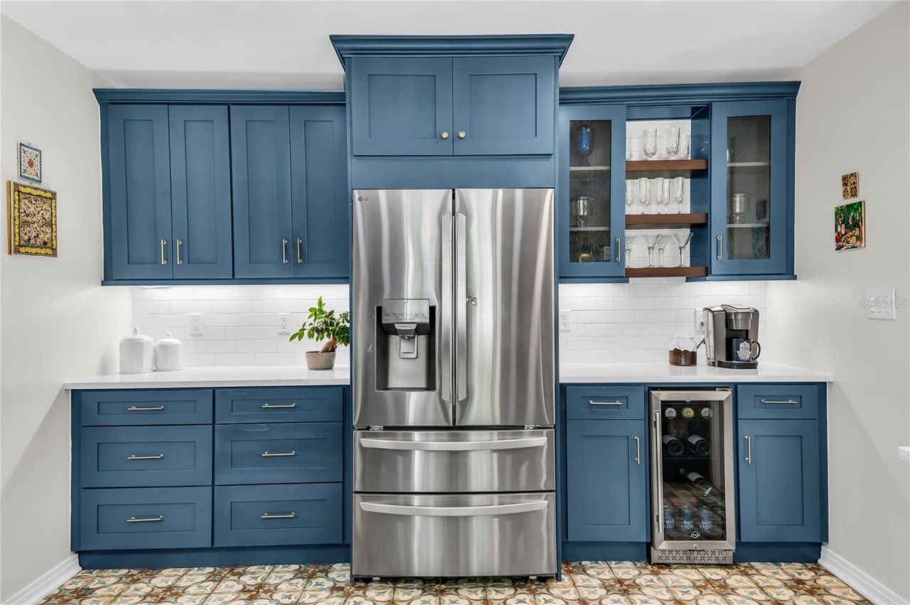 1410 S Summerlin Avenue, Orlando, FL 32806 Photo