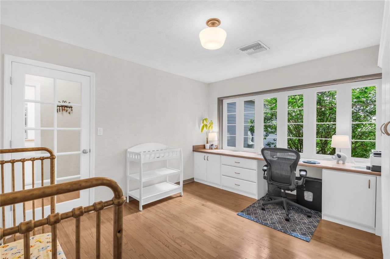 1410 S Summerlin Avenue, Orlando, FL 32806 Photo