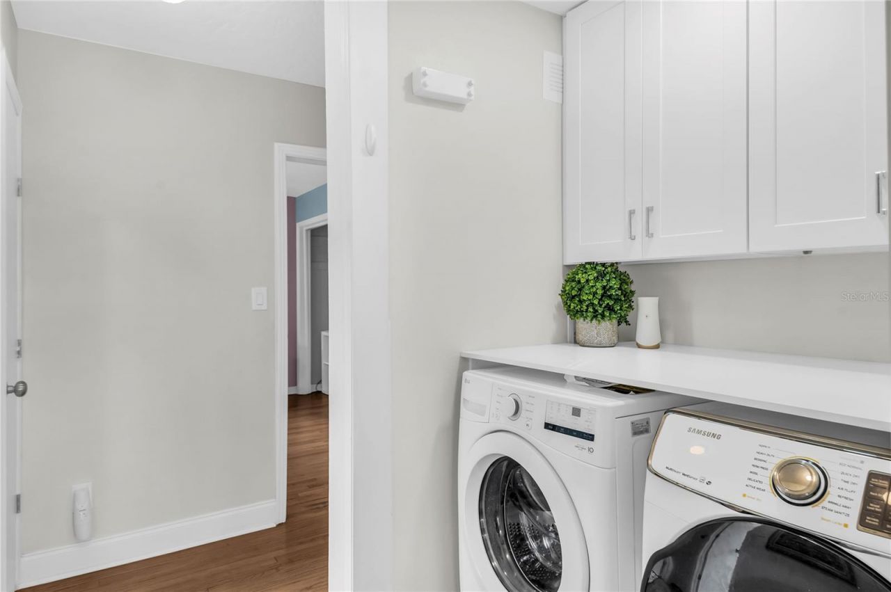 1410 S Summerlin Avenue, Orlando, FL 32806 Photo