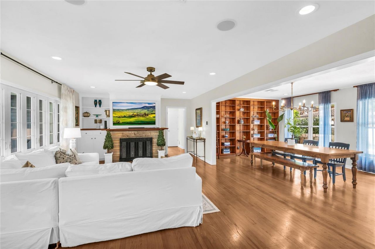 1410 S Summerlin Avenue, Orlando, FL 32806 Photo