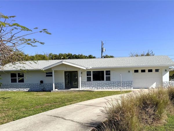 176 DARTMOUTH DRIVE NW, PORT CHARLOTTE, FL 33952