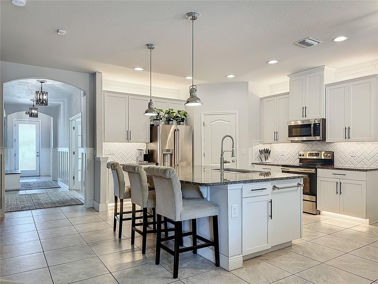 12144 Ledbury Commons Drive, Gibsonton, FL 33534 Photo